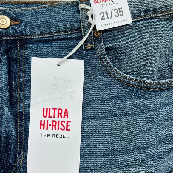 Celebrity Pink NWT Ultra Hi-Rise The Rebel Denim Shorts - Picture 2 of 4